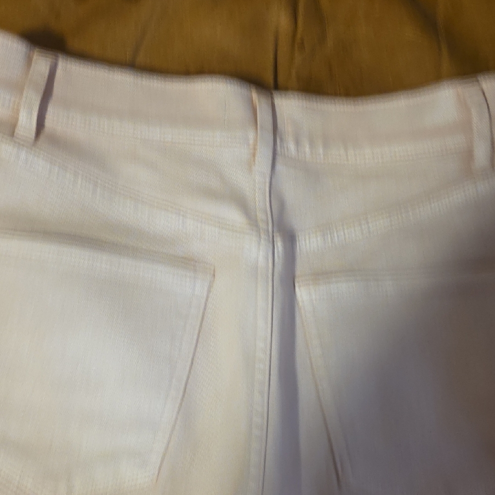 Express Women's Light Tan Jean Shorts - Picture 8 of 13